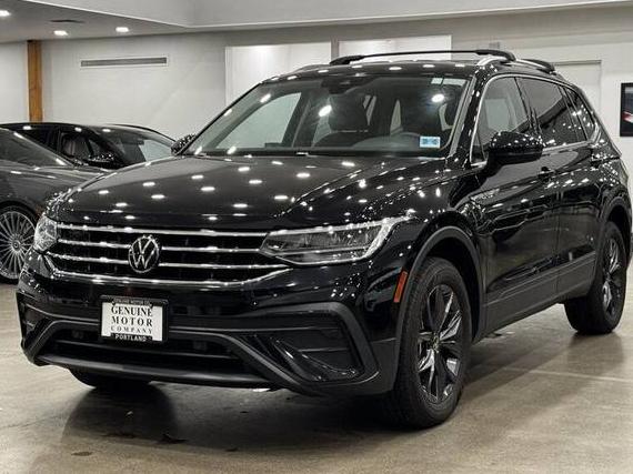 VOLKSWAGEN TIGUAN 4MOTION 2023 3VV2B7AX8PM097822 image VOLKSWAGEN TIGUAN 4MOTION 2023 3VV2B7AX8PM097822 image